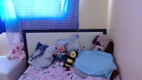 Snapshot of 1sasha_grey__1 chatting on 01-30-25, 08:31 paola online show from 01-30-25, 08:31
