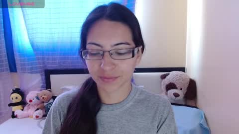 Snapshot of 1sasha_grey__1 chatting on 02-12-25, 03:49 paola online show from 02-12-25, 03:49
