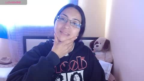 Snapshot of 1sasha_grey__1 chatting on 09-12-25, 10:10 paola online show from 09-12-25, 10:10