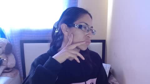 Snapshot of 1sasha_grey__1 chatting on 09-15-25, 09:59 paola online show from 09-15-25, 09:59