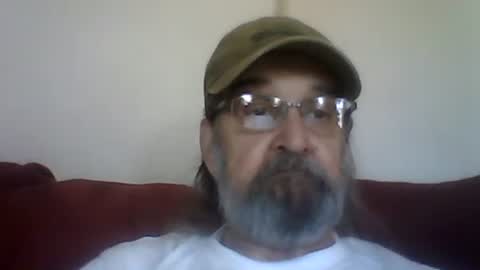 1valentine online show from 04-27-26, 03:43