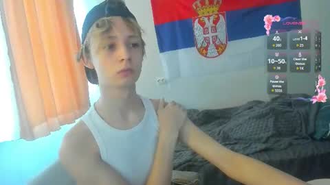 Milos online show from 06-26-26, 01:15