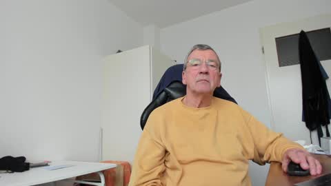 Henk online show from 01-30-25, 11:11