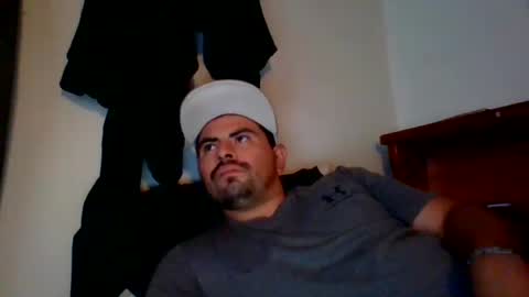Snapshot of 210chulo chatting on 02-13-25, 02:56 210chulo online show from 02-13-25, 02:56