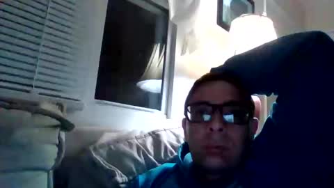 21piolts online show from 04-25-26, 01:19