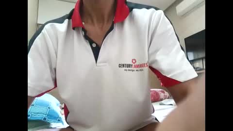 Snapshot of 2277harsh chatting on 02-03-26, 05:38 2277harsh online show from 02-03-26, 05:38