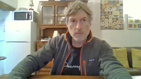 Snapshot of 22esserre chatting on 12-09-24, 12:40 22esserre online show from 12-09-24, 12:40