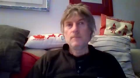 Snapshot of 22esserre chatting on 12-28-24, 09:40 22esserre online show from 12-28-24, 09:40