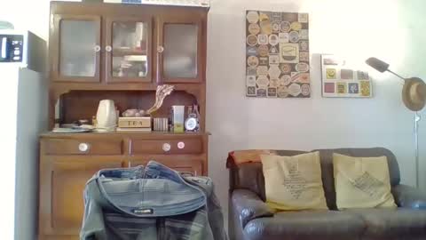 Snapshot of 22esserre chatting on 01-03-25, 12:52 22esserre online show from 01-03-25, 12:52