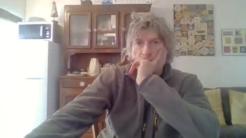Snapshot of 22esserre chatting on 01-29-25, 01:49 22esserre online show from 01-29-25, 01:49