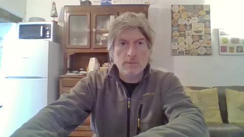 Snapshot of 22esserre chatting on 01-31-25, 11:13 22esserre online show from 01-31-25, 11:13