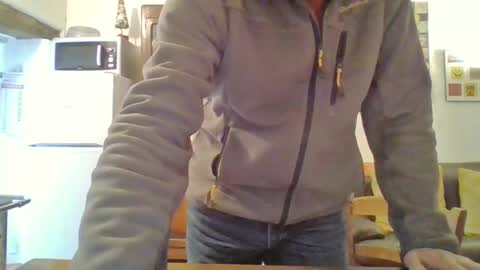 Snapshot of 22esserre chatting on 02-19-25, 01:39 22esserre online show from 02-19-25, 01:39