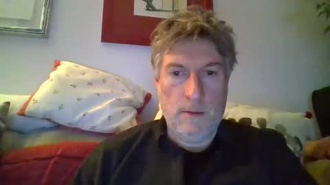 Snapshot of 22esserre chatting on 03-09-25, 09:03 22esserre online show from 03-09-25, 09:03