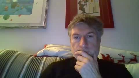 Snapshot of 22esserre chatting on 03-10-25, 10:45 22esserre online show from 03-10-25, 10:45