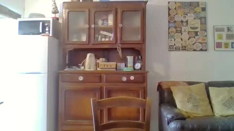 Snapshot of 22esserre chatting on 09-15-25, 11:43 22esserre online show from 09-15-25, 11:43