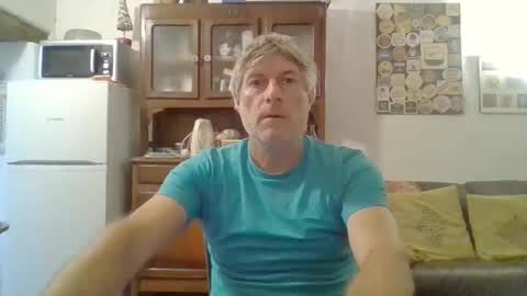 Snapshot of 22esserre chatting on 09-24-25, 11:24 22esserre online show from 09-24-25, 11:24