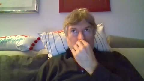 Snapshot of 22esserre chatting on 10-12-25, 07:46 22esserre online show from 10-12-25, 07:46