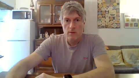 Snapshot of 22esserre chatting on 05-22-26, 12:00 22esserre online show from 05-22-26, 12:00