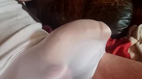 Snapshot of 24cockrings chatting on 04-08-26, 07:03 24cockrings online show from 04-08-26, 07:03