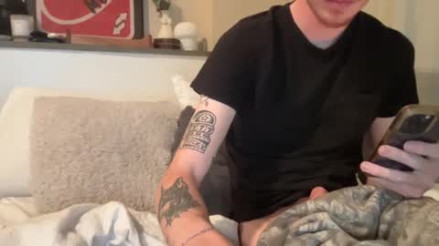 Snapshot of 26sneakers chatting on 12-13-24, 05:16 26sneakers online show from 12-13-24, 05:16