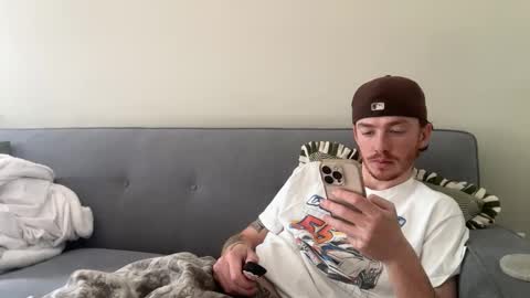 26sneakers online show from 11-06-25, 08:43