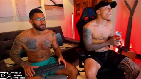 Snapshot of 27_juan chatting on 03-21-26, 10:24 Yorgi online show from 03-21-26, 10:24