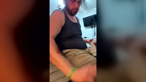 Snapshot of 2dirtyhillbillies chatting on 07-06-26, 10:45 ThrillBilly online show from 07-06-26, 10:45
