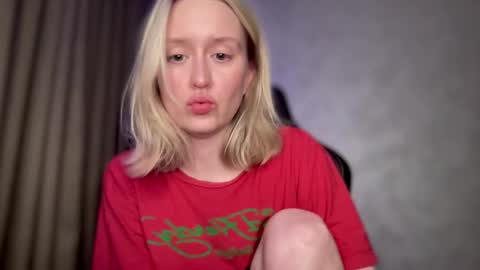 Snapshot of 2kepler22b chatting on 01-16-25, 08:57 . online show from 01-16-25, 08:57