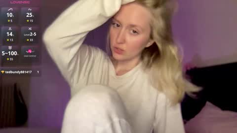 Snapshot of 2kepler22b chatting on 10-29-25, 08:10 . online show from 10-29-25, 08:10