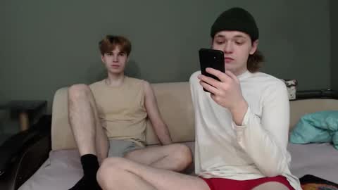 Snapshot of 2nc_ chatting on 11-22-25, 08:24 Eleot online show from 11-22-25, 08:24