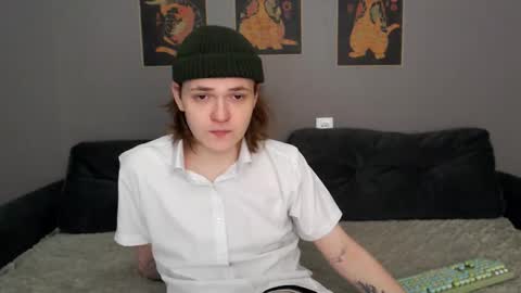 Snapshot of 2nc_ chatting on 03-02-26, 12:45 Eleot online show from 03-02-26, 12:45