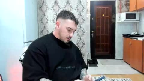 Snapshot of 2sexymuscles chatting on 02-24-26, 08:40 2sexymuscles online show from 02-24-26, 08:40