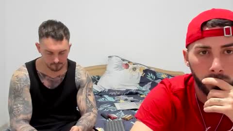 Snapshot of 2sexymuscles chatting on 04-07-26, 09:15 2sexymuscles online show from 04-07-26, 09:15