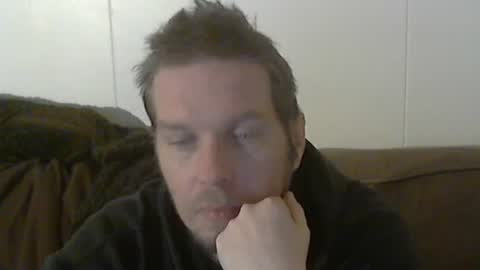 2small4you83 online show from 01-10-25, 12:38