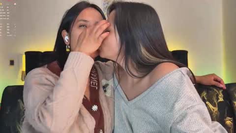 Snapshot of 2summerlove2 chatting on 02-20-26, 11:05 Dalilah and Tarah online show from 02-20-26, 11:05