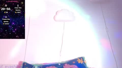 Snapshot of 333w4zh1n3 chatting on 06-28-26, 06:14 Eva online show from 06-28-26, 06:14