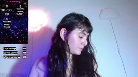 Snapshot of 333w4zh1n3 chatting on 07-28-26, 10:09 Eva online show from 07-28-26, 10:09