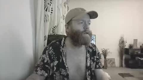 Snapshot of 33uk3 chatting on 10-19-25, 01:17 33UK online show from 10-19-25, 01:17