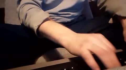 MisterME2025 online show from 02-15-26, 08:49