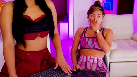 independent model online show from 02-28-25, 09:04