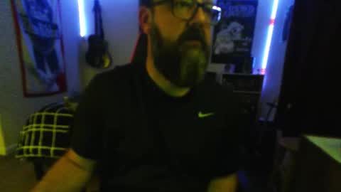 Snapshot of 3ndlessmike chatting on 03-08-26, 01:03 3ndlessmike online show from 03-08-26, 01:03