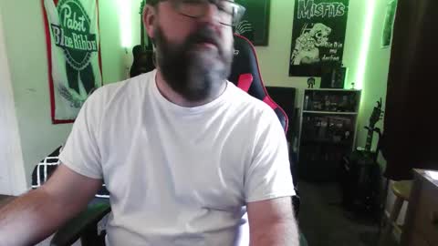 Snapshot of 3ndlessmike chatting on 03-09-26, 06:56 3ndlessmike online show from 03-09-26, 06:56