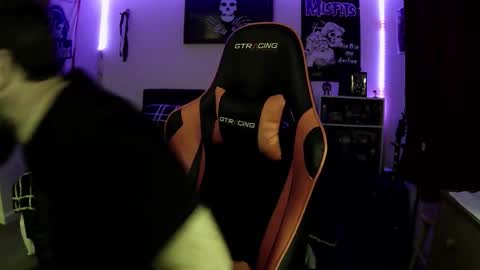 Snapshot of 3ndlessmike chatting on 03-15-26, 12:27 3ndlessmike online show from 03-15-26, 12:27