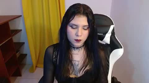 erika online show from 11-02-25, 03:42