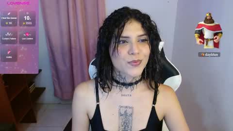 Snapshot of 3rika_gomez chatting on 05-08-26, 04:07 erika online show from 05-08-26, 04:07