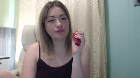 Snapshot of 3sweetcandy3 chatting on 03-03-26, 10:21 3sweetcandy3 online show from 03-03-26, 10:21