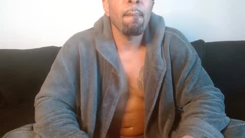 420flyguy online show from 12-03-24, 08:39