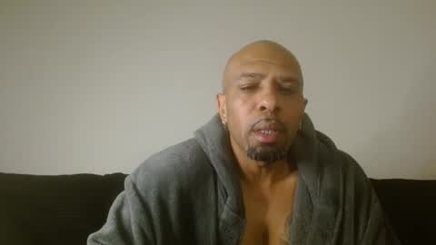 420flyguy online show from 12-12-24, 01:39