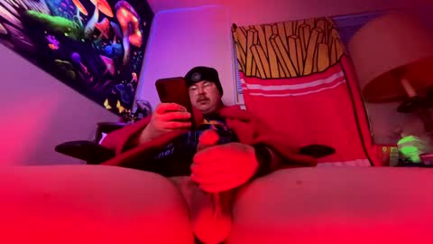 Snapshot of 420jizzva chatting on 02-24-25, 03:12 Daddythickdick420 online show from 02-24-25, 03:12