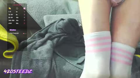 420steedz online show from 12-20-25, 03:35